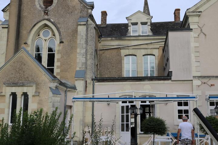 Logis Le Port Saint Aubin Hotel Morannes sur Sarthe-Daumeray Exterior photo