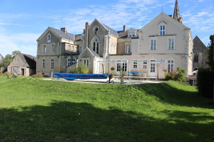 Logis Le Port Saint Aubin Hotel Morannes sur Sarthe-Daumeray Exterior photo